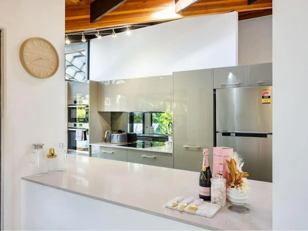 Hidden Bali Style 5Br House In Robertson Villa Brisbane Holiday home