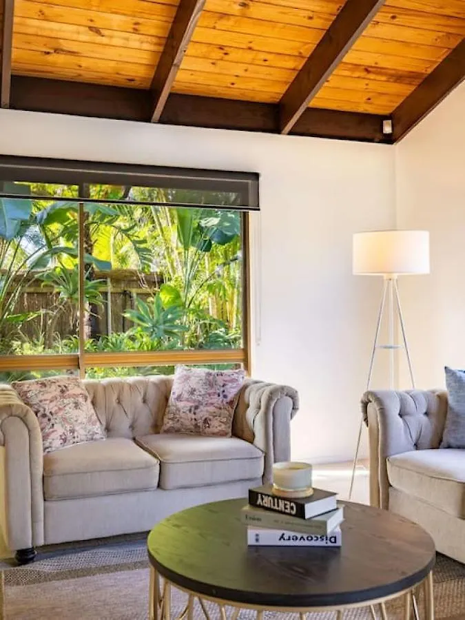 Holiday home Hidden Bali Style 5Br House In Robertson Villa Brisbane